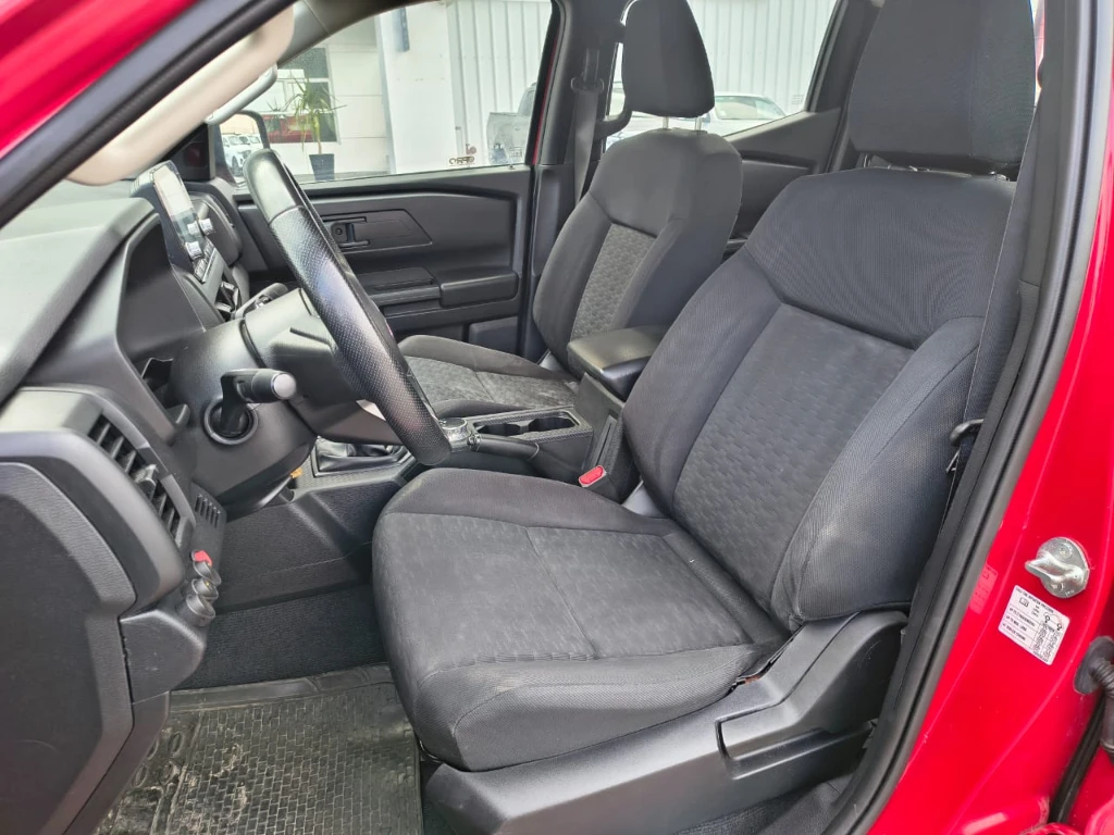 Mitsubishi L200 Katana D/c 2.4 Tdi Mt Xrt 4x4 año 2024