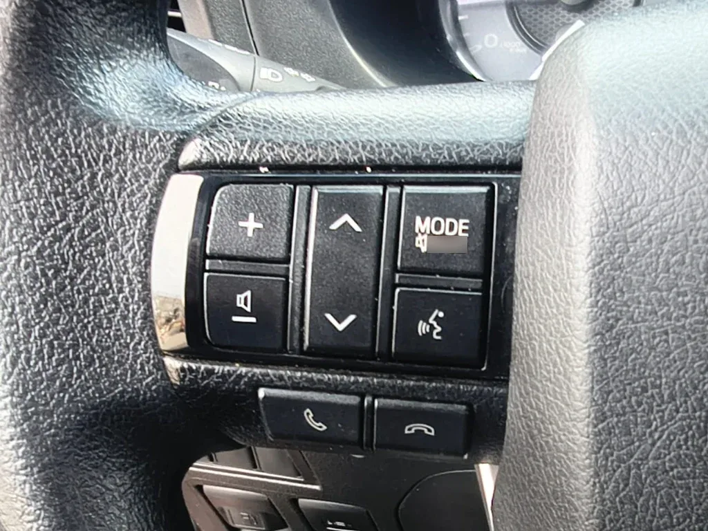 Toyota Hilux Dc 4x4 2.4 D Dx Mt año 2024