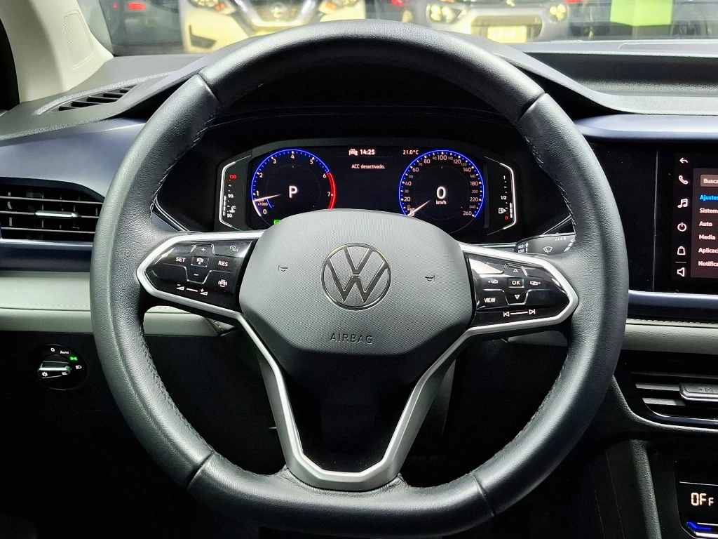 Volkswagen Taos Taos 1.4 Tsi At Comfortline año 2025