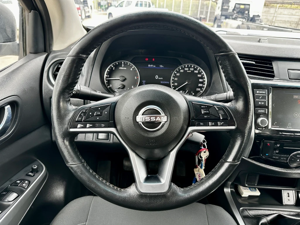 Nissan Navara Navara 4x2 Dc 4x2 2.3tdi Xe año 2023