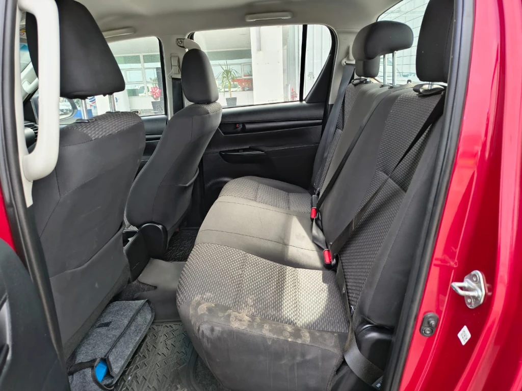 Toyota Hilux Dc 4x4 2.4 D Dx Mt año 2024