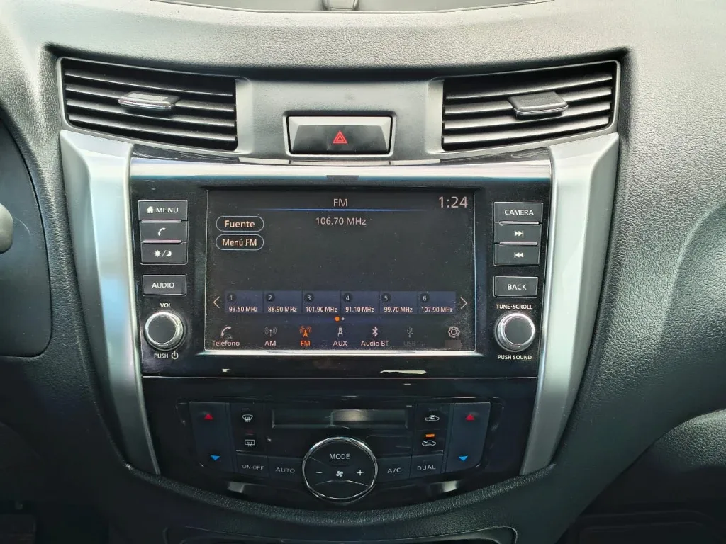 Nissan Navara Dc 4x2 2.3tdi Xe año 2022
