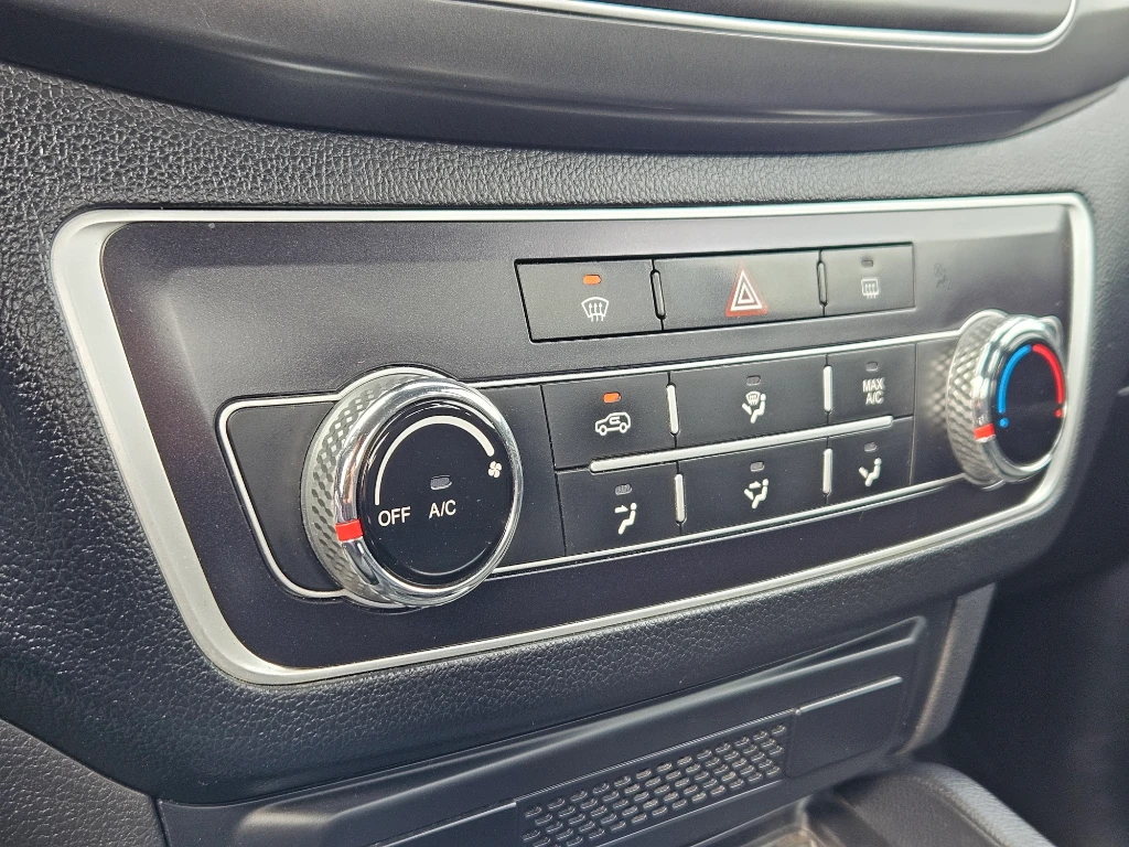 Ssangyong Grand Musso Grand Musso 2.2 4x2 Mt Full-Ql610 año 2023