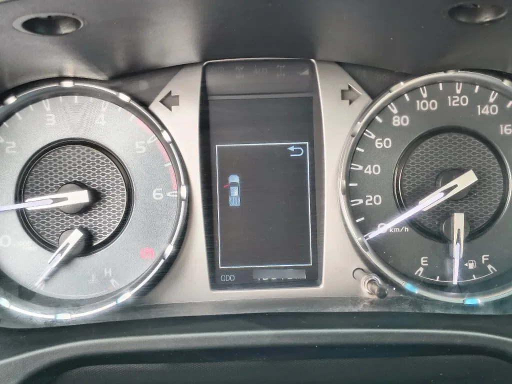 Toyota Hilux Dc 4x4 2.4 D Dx Mt año 2024