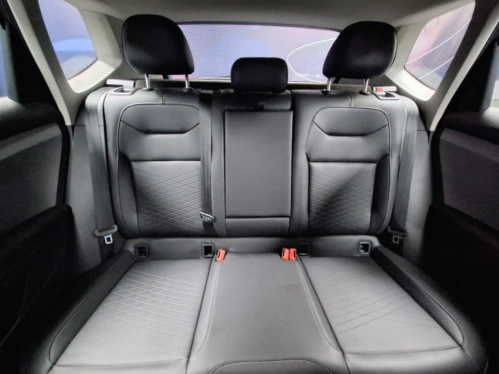 Volkswagen Taos Taos 1.4 Tsi At Comfortline año 2025