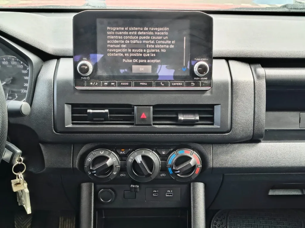 Mitsubishi L200 Katana D/c 2.4 Tdi Mt Xrt 4x4 año 2024