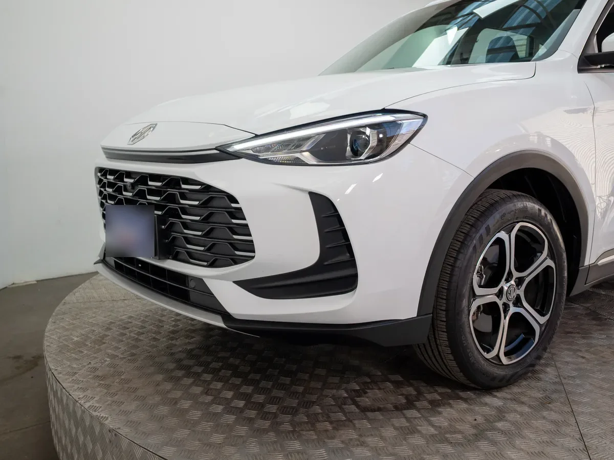 MG Zs 1.5 Com At año 2026