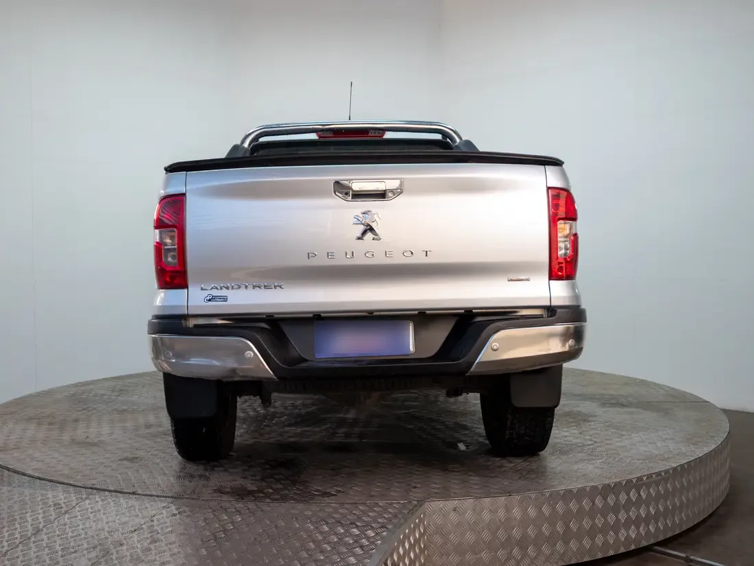 Peugeot Landtrek Landtrek Active Bluehdi 180 4x4 At año 2025