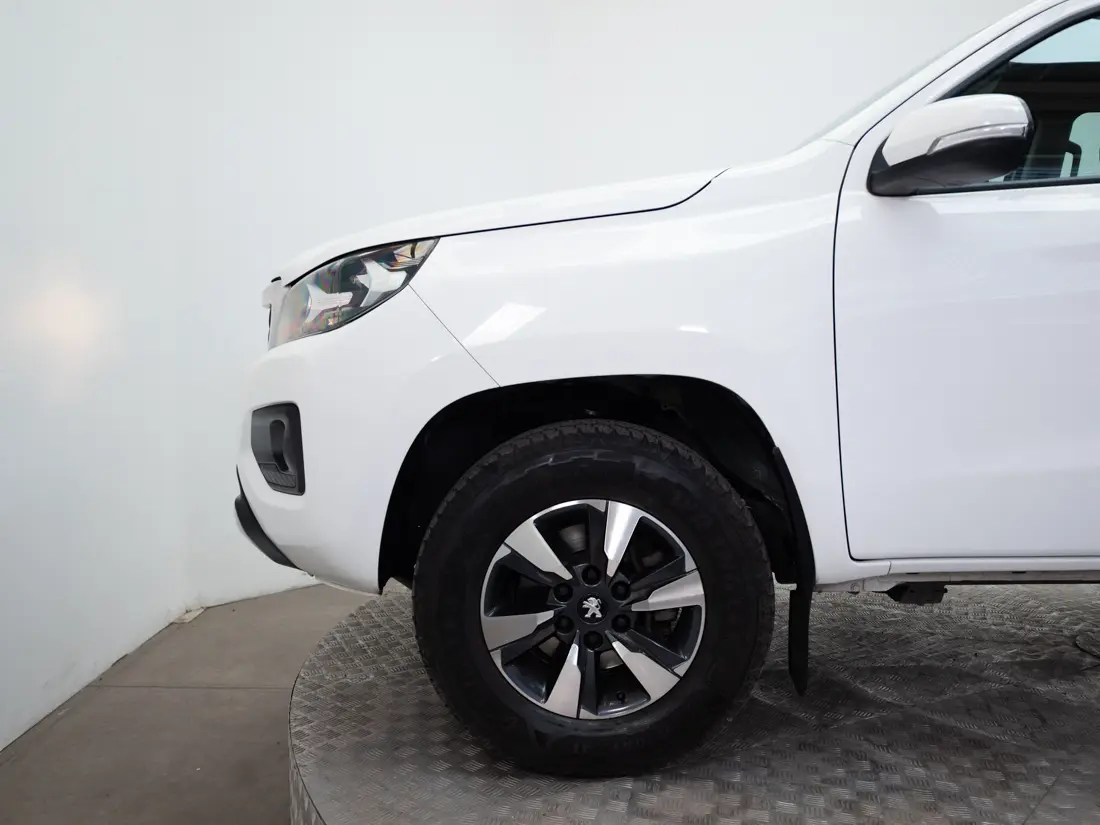 Peugeot Landtrek Landtrek Active Diesel 180hp 4x4 At año 2025