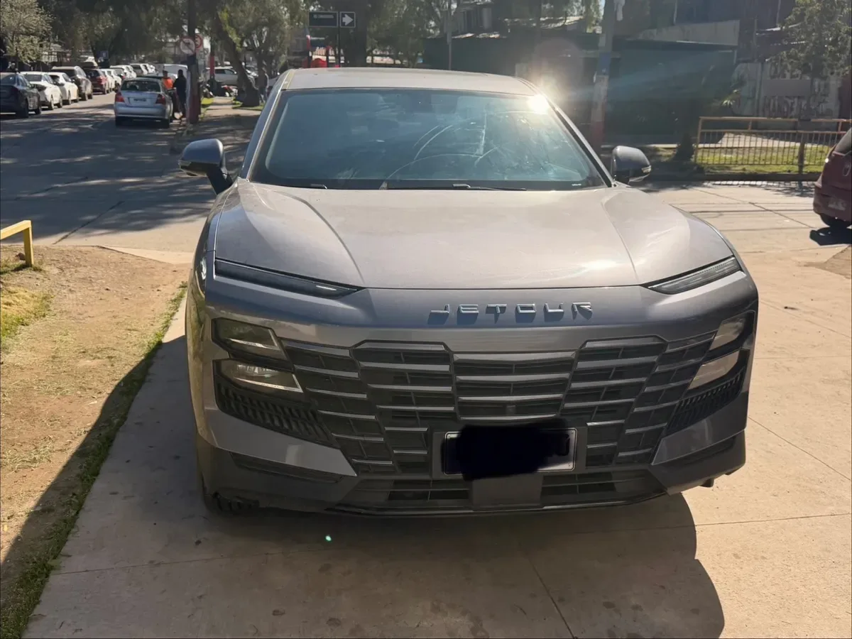 JETOUR DASHING 1.5 Lux Mt año 2024
