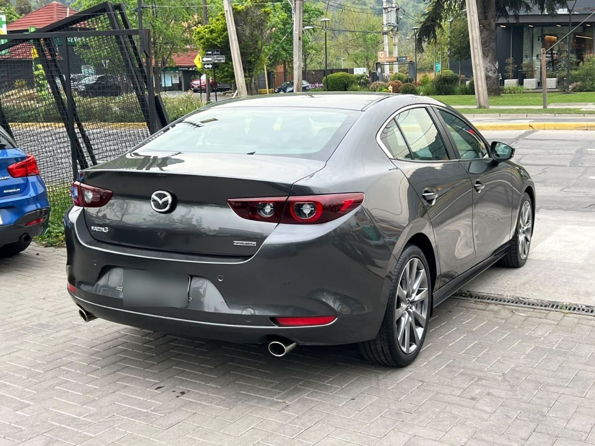 Mazda Mazda 3 Sedan 2.0 At año 2023