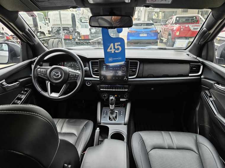 Mazda Bt-50 3.0 Dc High Plus At 4x4 Diesel año 2025