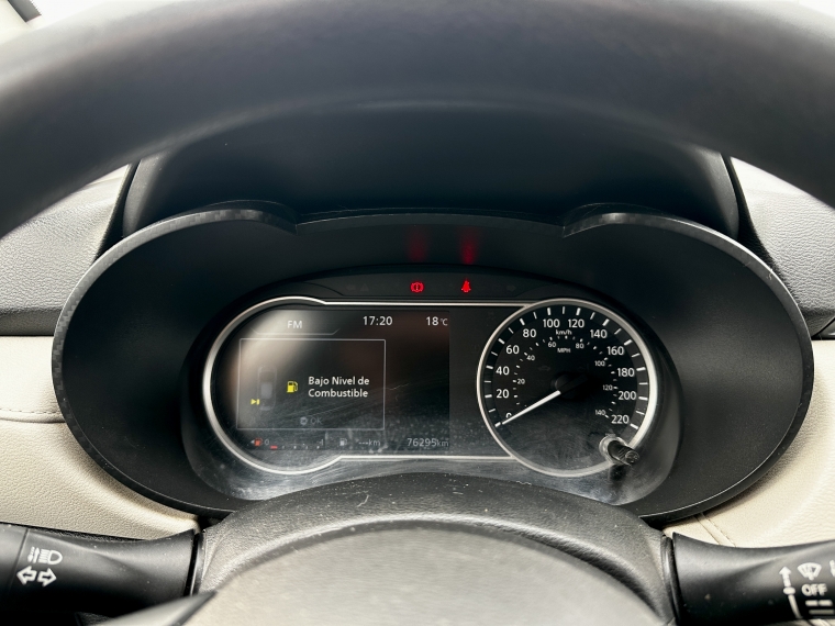 Nissan Versa Advance Mt 1.6 año 2023