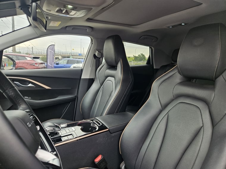 Omoda C5 1.6 T Prestige At año 2025