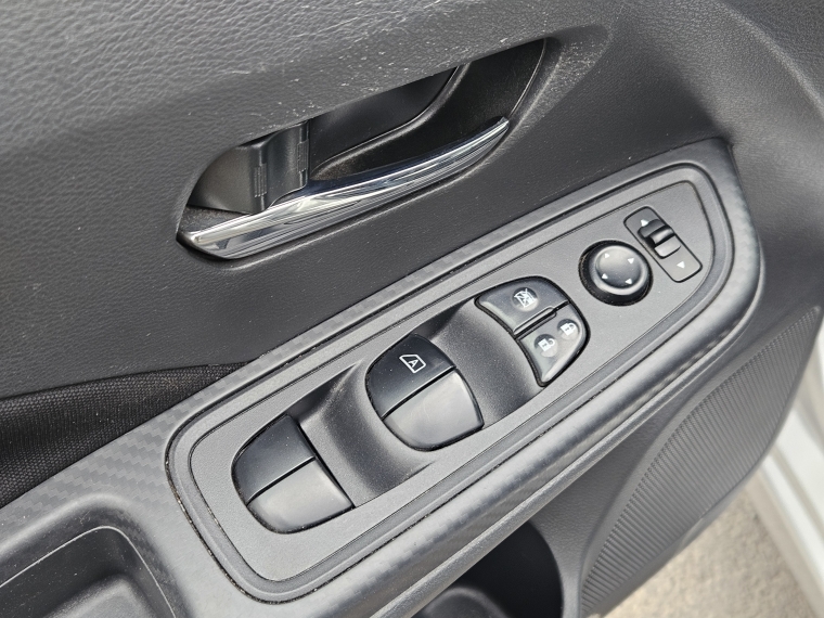 Nissan Versa 1.6 Advance At año 2023