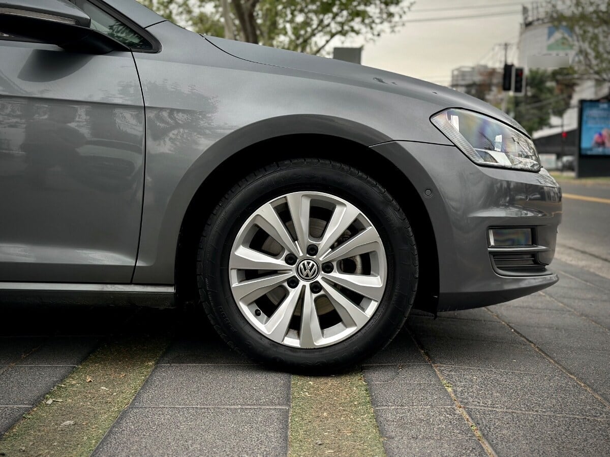 Volkswagen Golf 1.4t año 2016