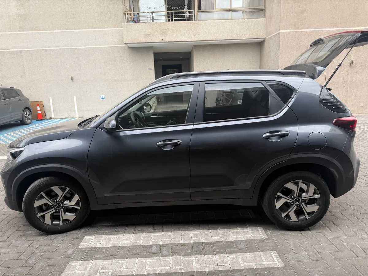 KIA MOTORS SONET 1.5 Ex Full Plus Mt año 2021