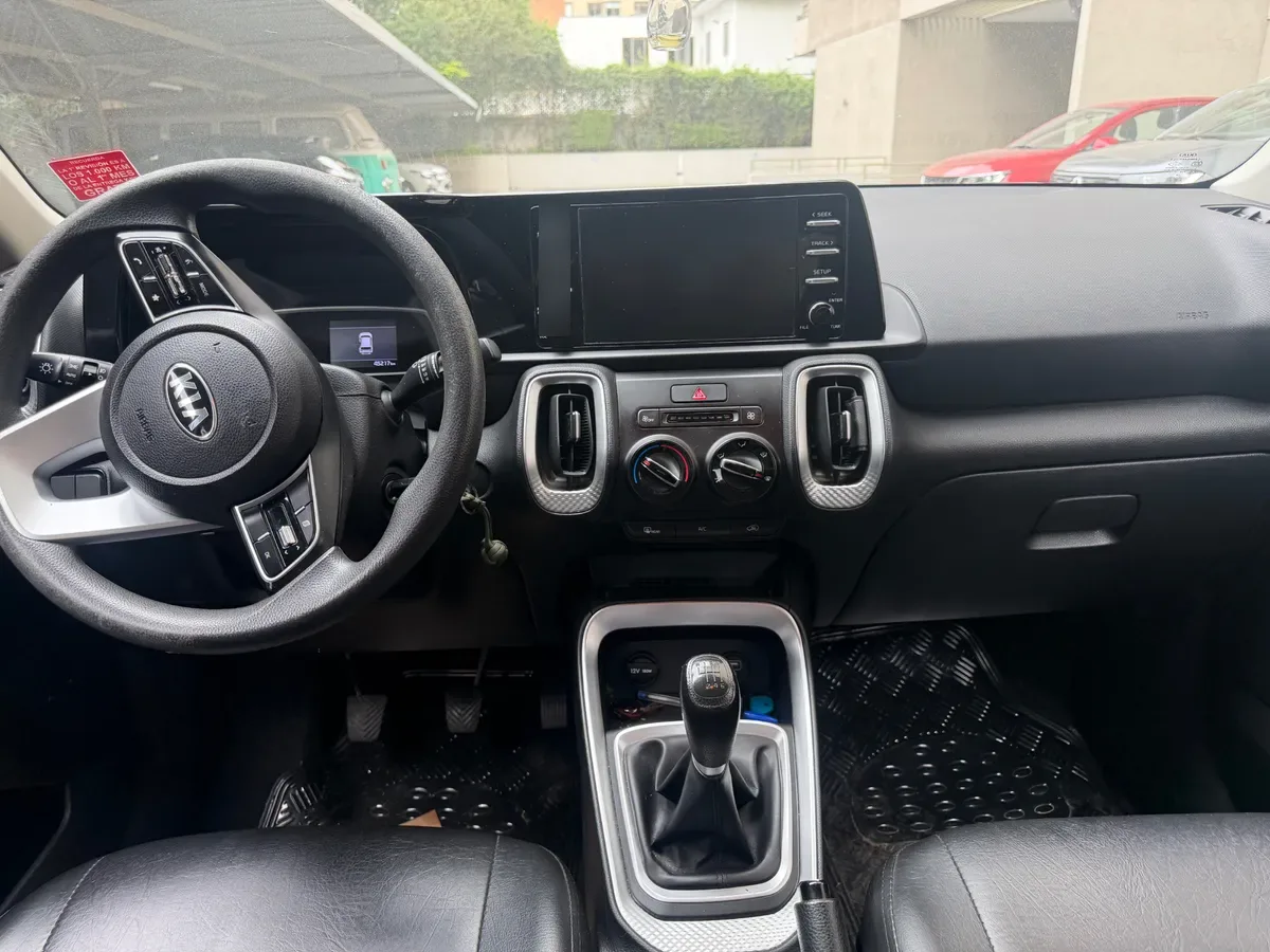 KIA MOTORS SONET 1.5 Ex Full Plus Mt año 2021
