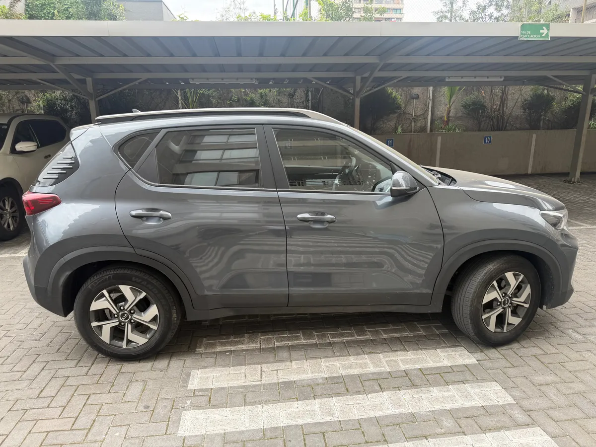 KIA MOTORS SONET 1.5 Ex Full Plus Mt año 2021