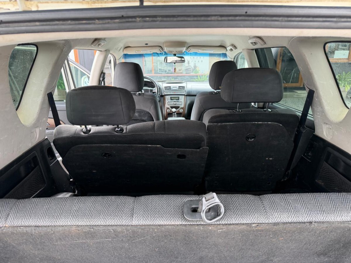 Ssangyong Rexton 4x2 Mt6 2.0 Hdi año 2015