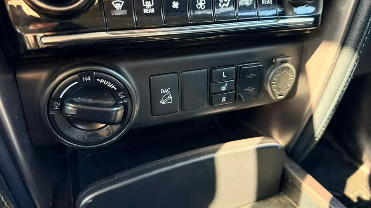 Toyota Fortuner 2.8 Srx Tdi Diesel 4x4 At 5p año 2022