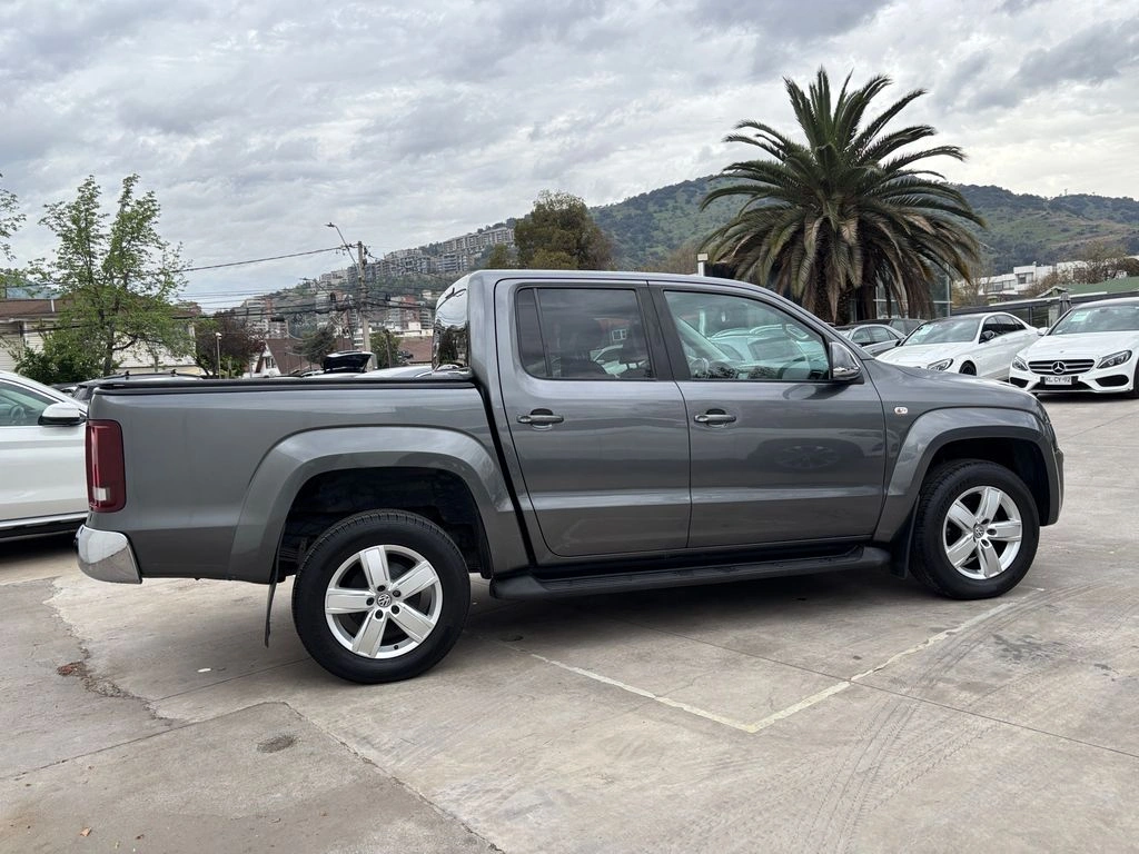 Volkswagen Amarok 2.0 T Highline 4x4 Aut año 2019
