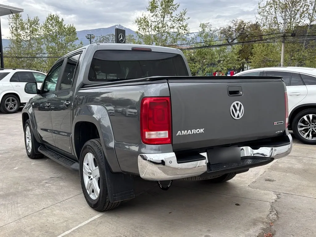 Volkswagen Amarok 2.0 T Highline 4x4 Aut año 2019