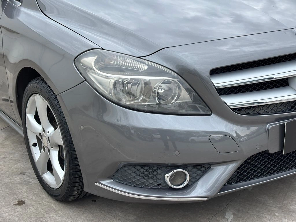 Mercedes-Benz B 180 1.6 Turbo Auto año 2014