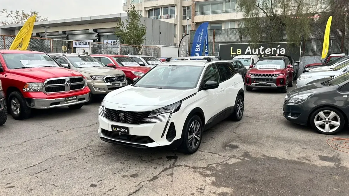 Peugeot 3008 Blue Hdi 130 1.5 año 2022