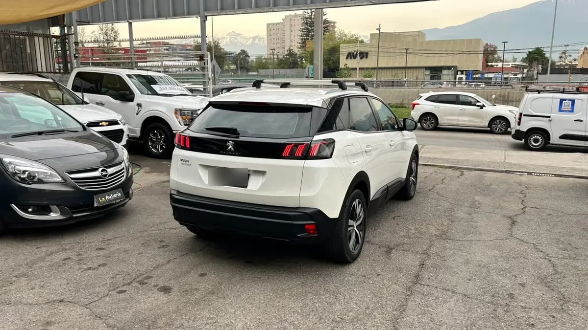 Peugeot 3008 Blue Hdi 130 1.5 año 2022