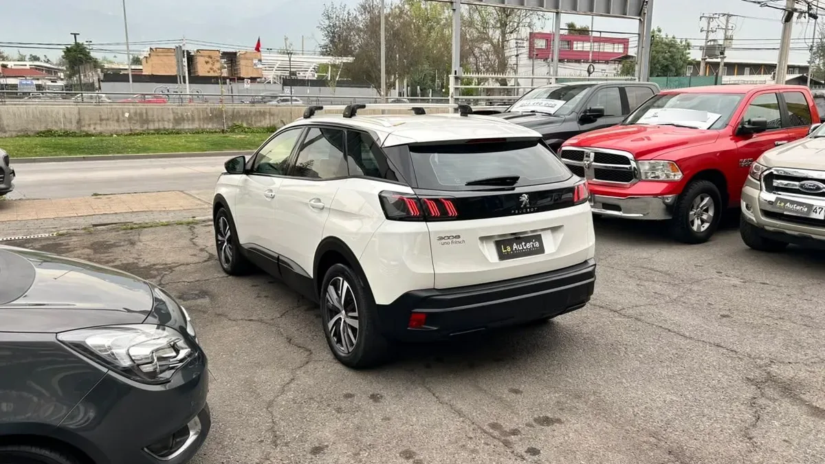 Peugeot 3008 Blue Hdi 130 1.5 año 2022