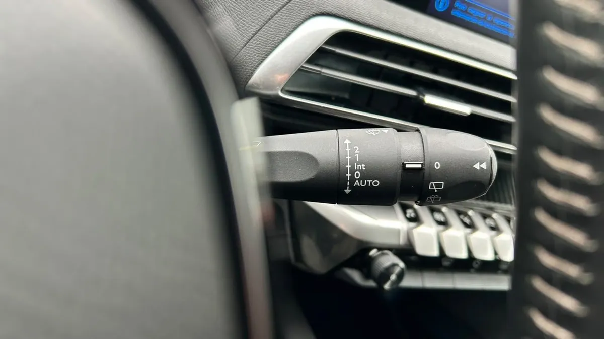 Peugeot 3008 Blue Hdi 130 1.5 año 2022
