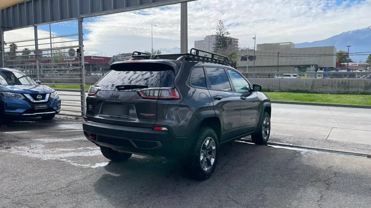 Jeep Cherokee 3.2 Trailhawk 4x4 At 5p año 2019