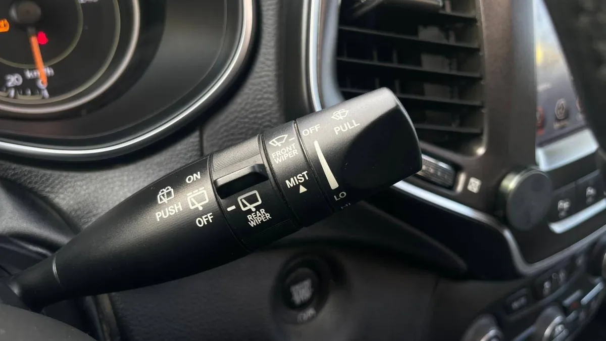 Jeep Cherokee 3.2 Trailhawk 4x4 At 5p año 2019