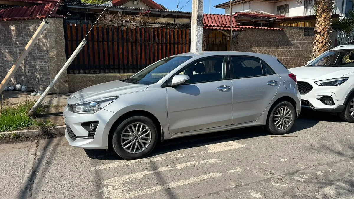 KIA MOTORS RIO 5 1.4 Lx Ac Mt año 2022
