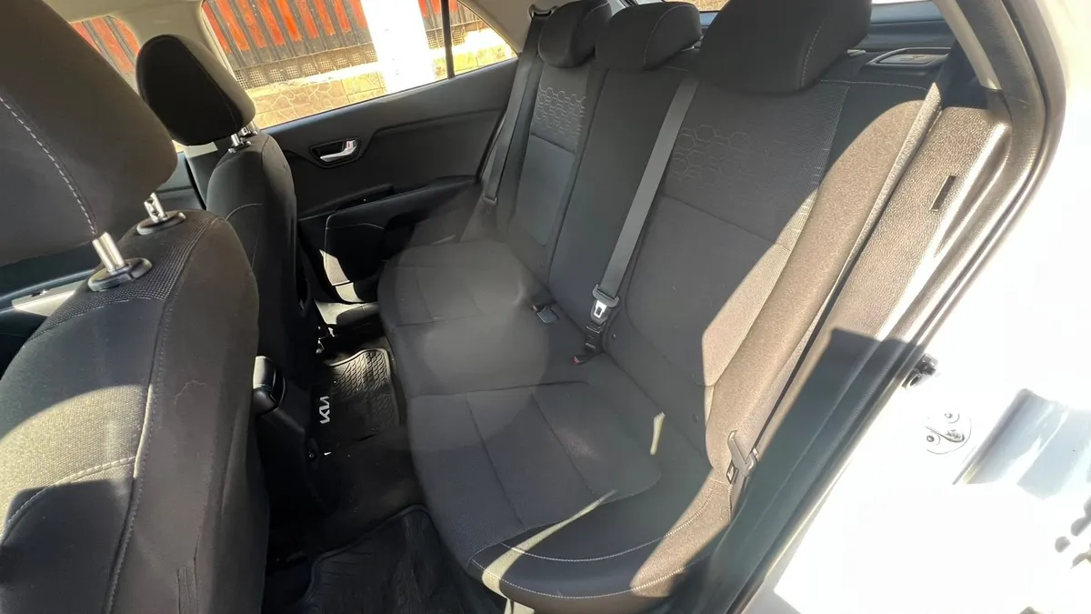 KIA MOTORS RIO 5 1.4 Lx Ac Mt año 2022