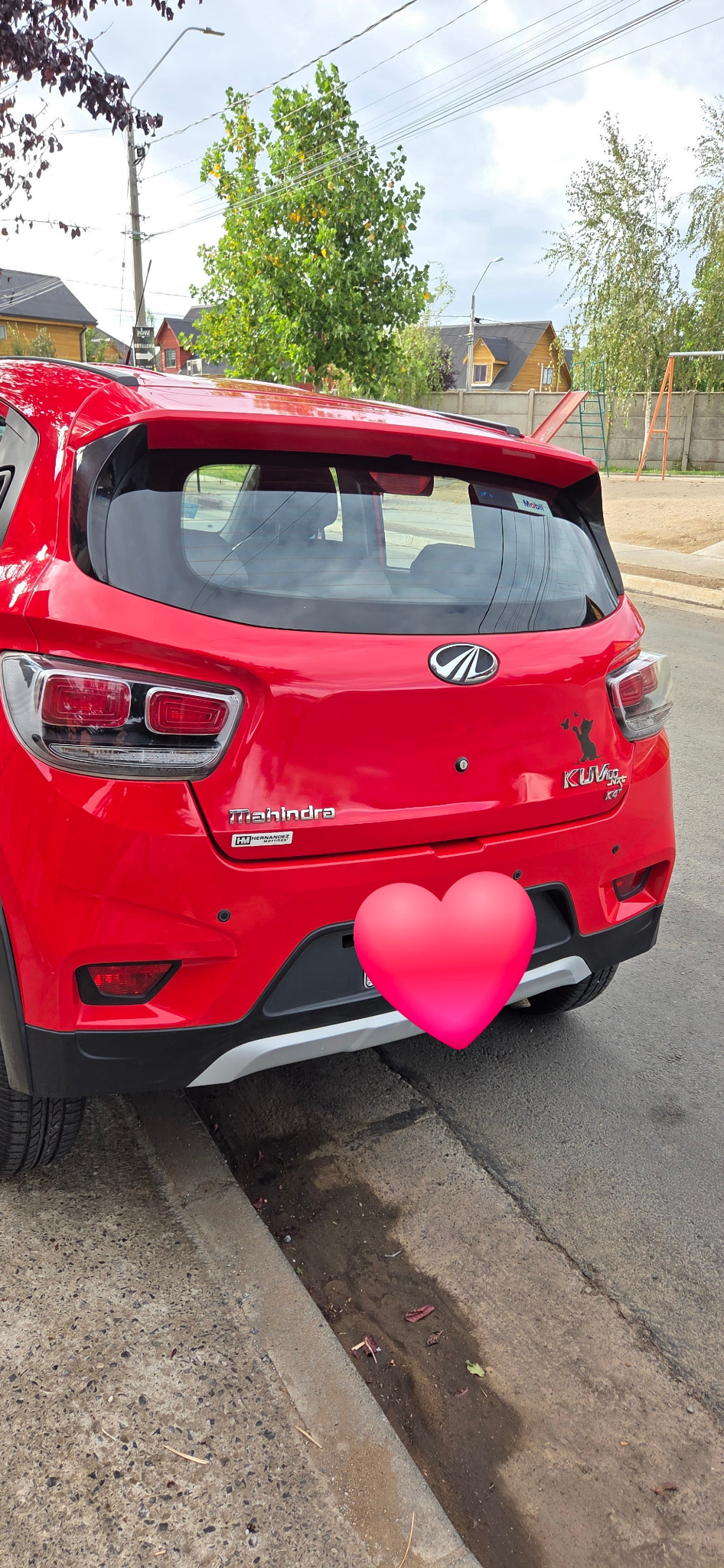MAHINDRA KUV100 1.2 Elite Mt año 2022