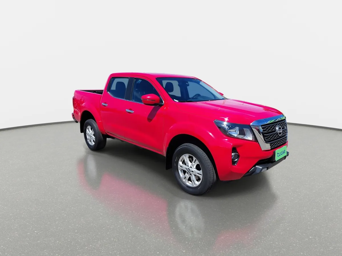 Nissan Navara 2.3d Xe Diesel 4x2 Dob.cab. Mt 4p año 2024