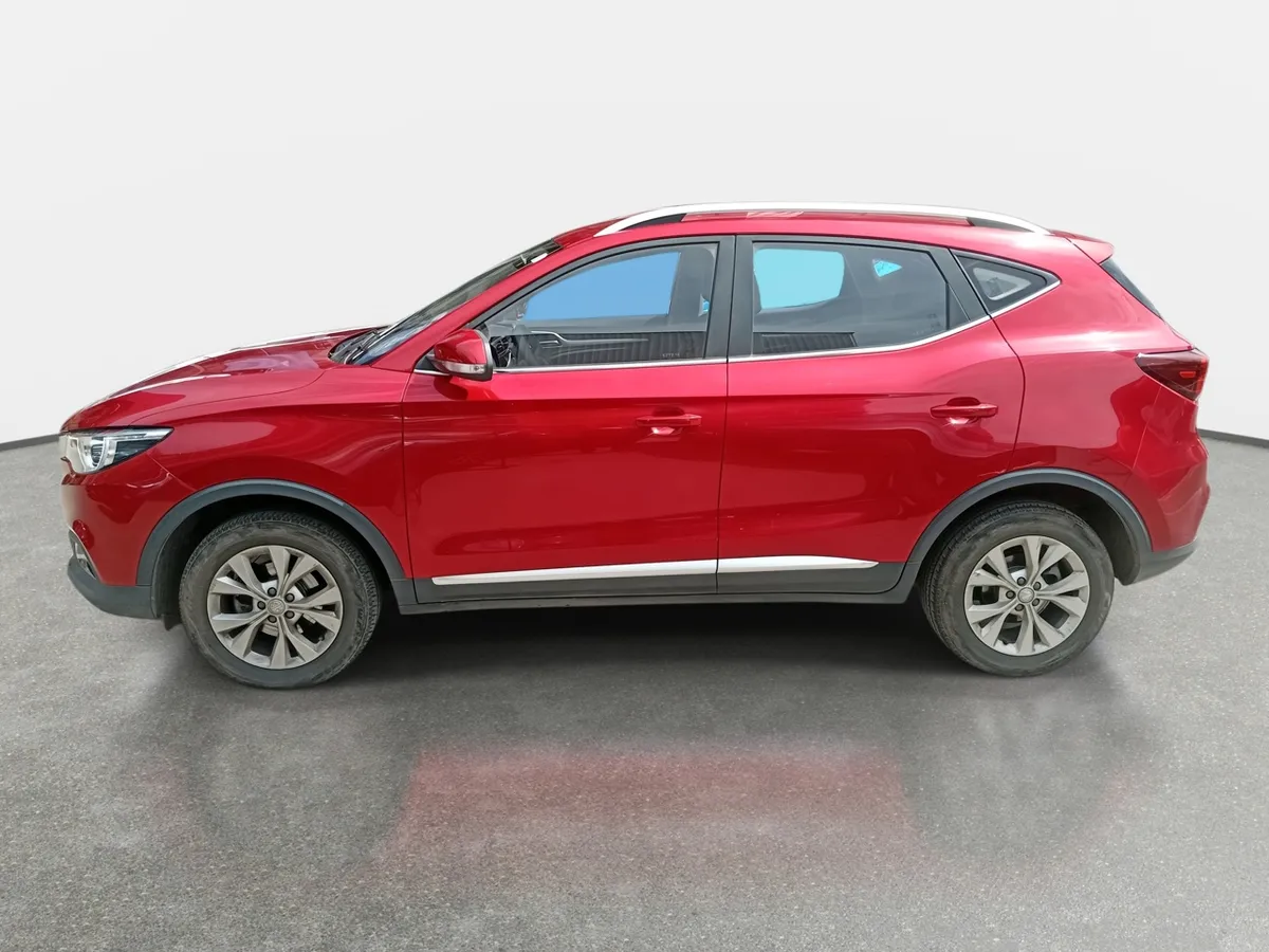 MG Mg Zs 1.5 Std 4x2 Mt 5p año 2023