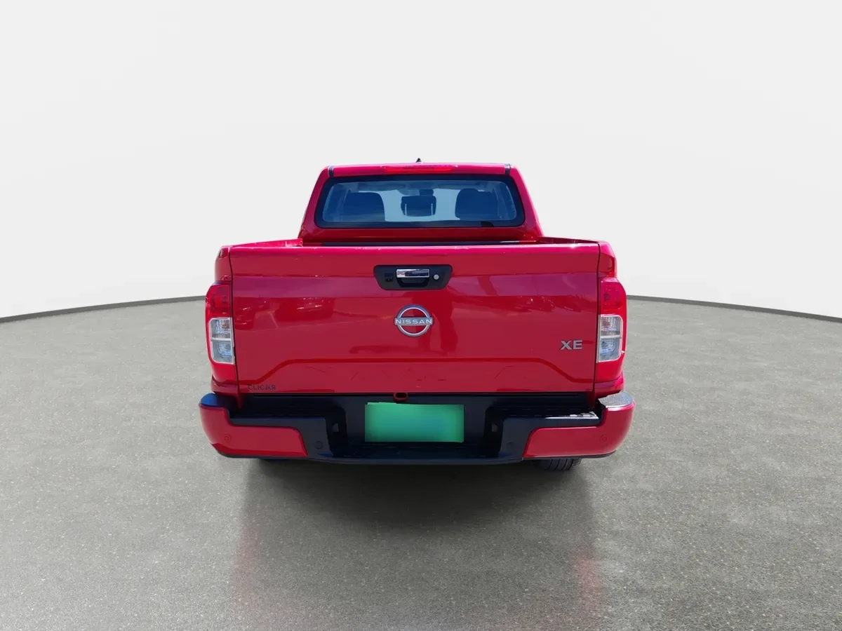 Nissan Navara 2.3d Xe Diesel 4x2 Dob.cab. Mt 4p año 2024