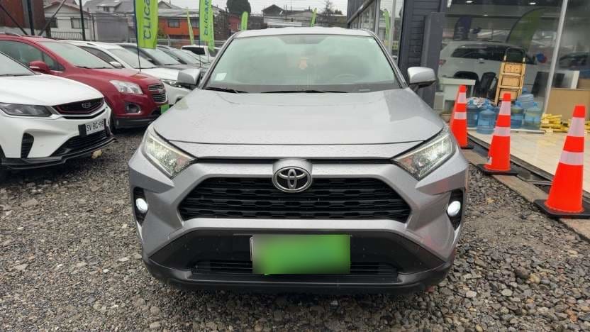 Toyota Rav 4 2.0 Le 4x2 Mt 5p año 2022