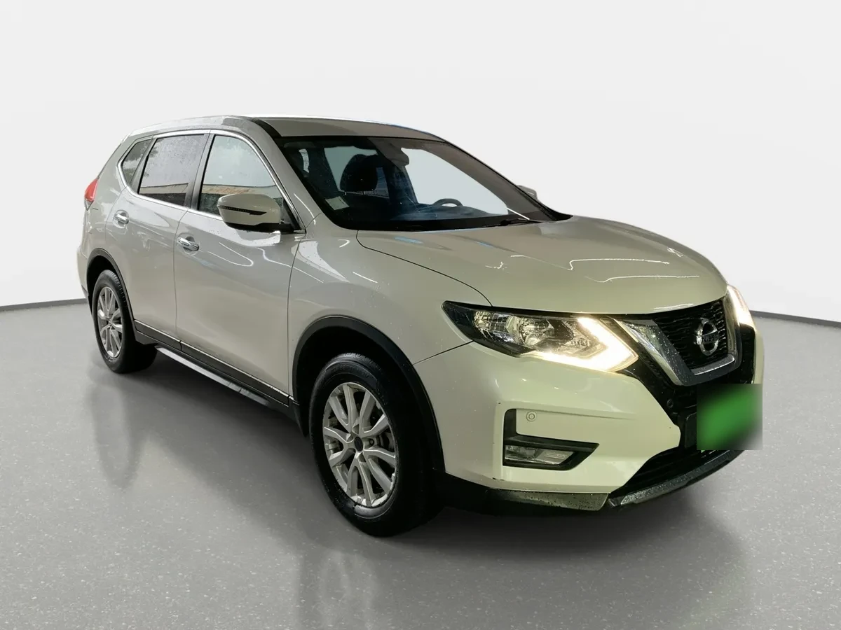 Nissan X-Trail 2.5 Sense Mc 4x2 3row Cvt At 5p año 2021