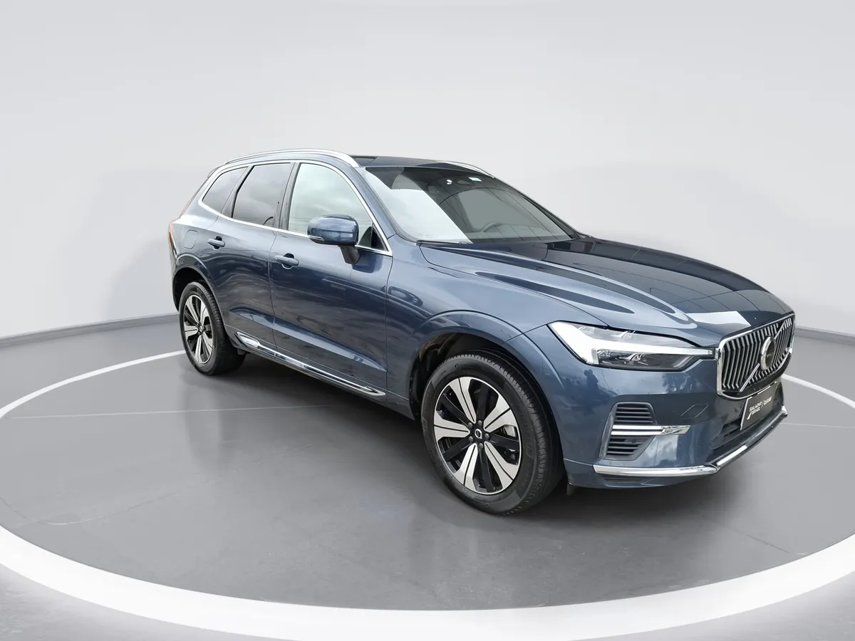Volvo Xc60 2.0 T8 Recharge Plus Hybrid Awd At 5p año 2025