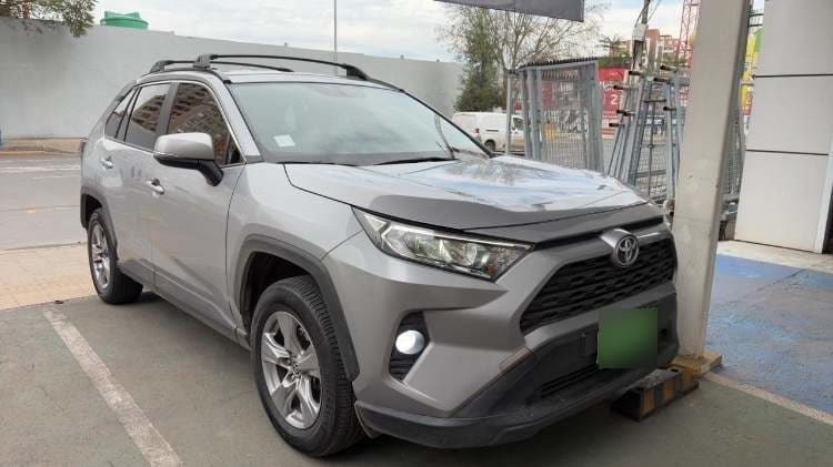 Toyota Rav 4 2.0 Le 4x4 Mt 5p año 2023