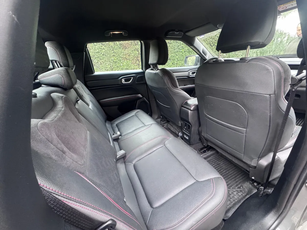 RAM RAMPAGE 2.0 R/t At 4x4 año 2025