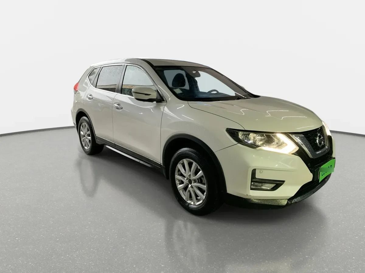 Nissan X-Trail 2.5 Sense Mc 4x2 3row Cvt At 5p año 2021
