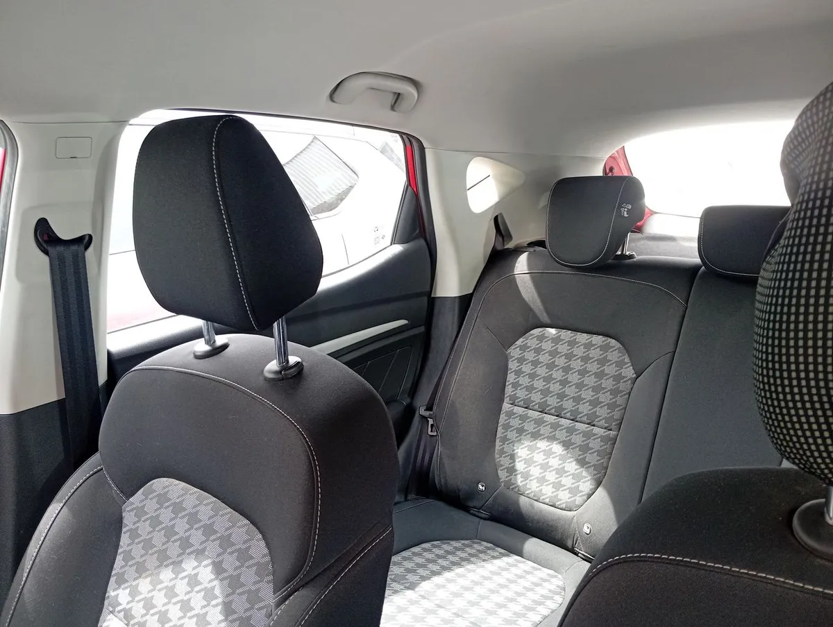 MG Mg Zs 1.5 Std 4x2 Mt 5p año 2023