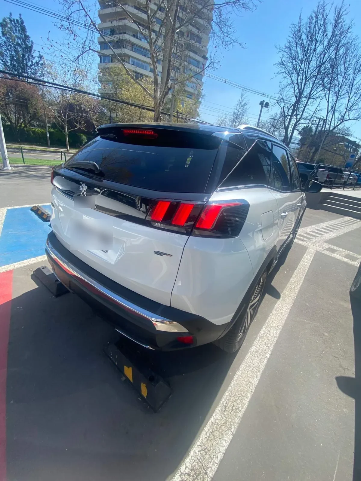 Peugeot 3008 2.0 Gt Bluehdi 4x2 180 Eat8 5p año 2020