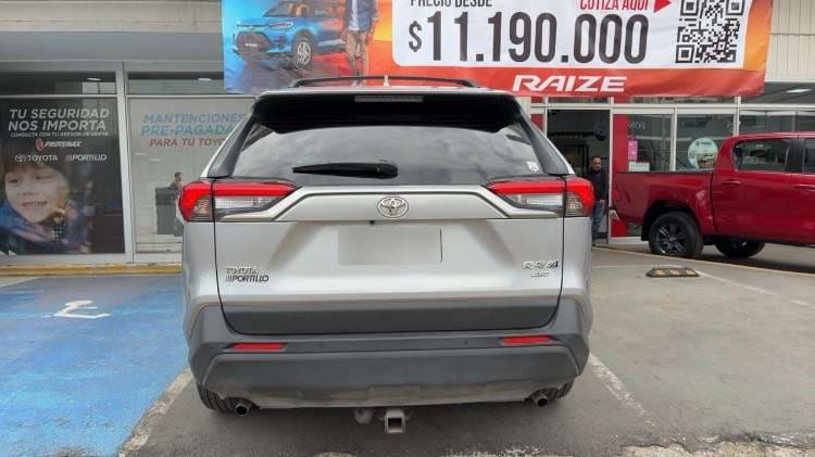 Toyota Rav 4 2.0 Le 4x4 Mt 5p año 2023