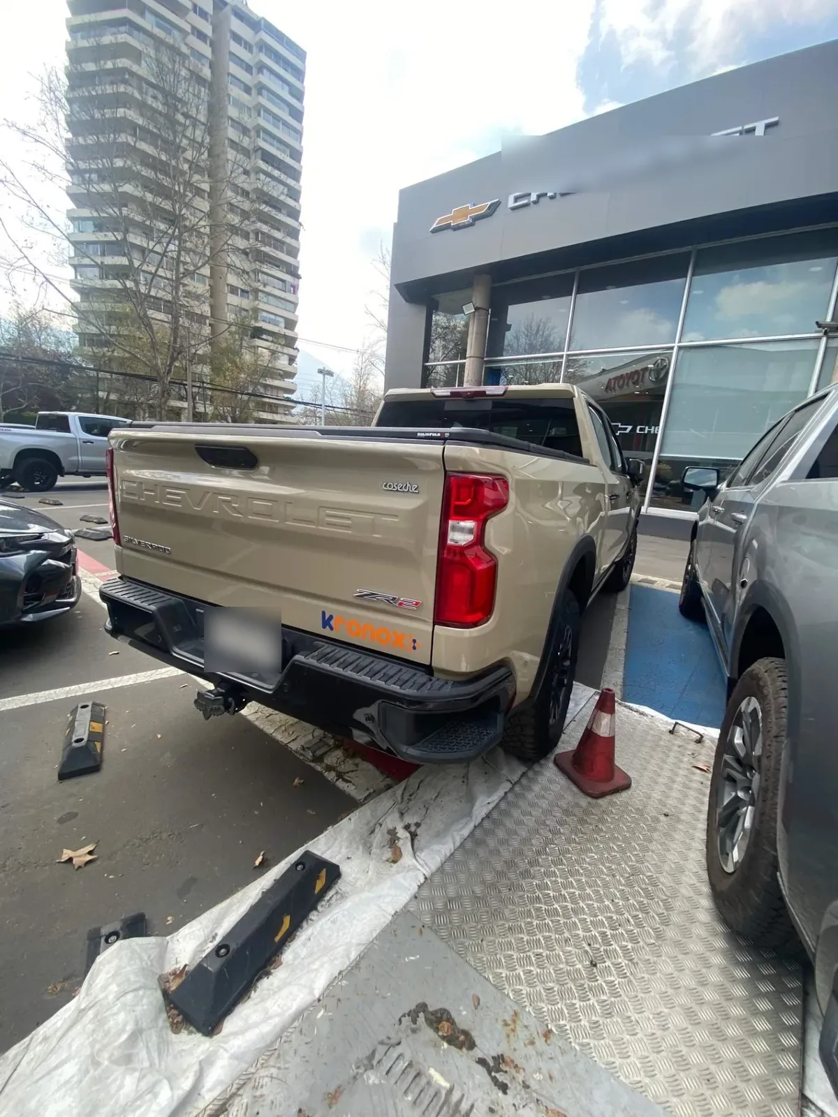 Chevrolet Silverado 6.2 Zr2 4x4 At 4p año 2023